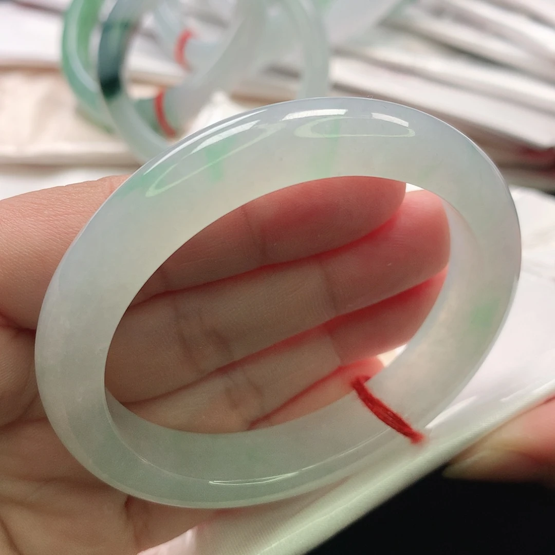 翡翠未镶嵌手镯贵妃53.54