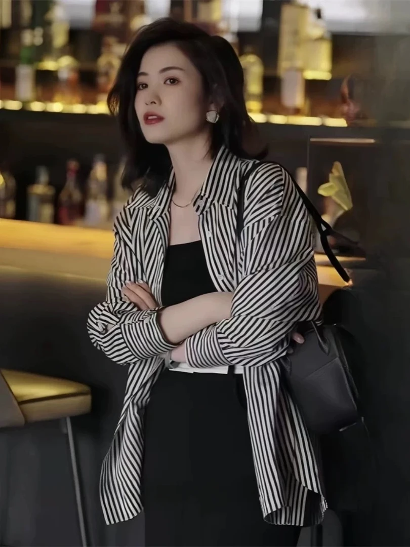 7449 条纹衬衫女高级感气质夏季中袖休闲宽松显瘦半袖衬衣