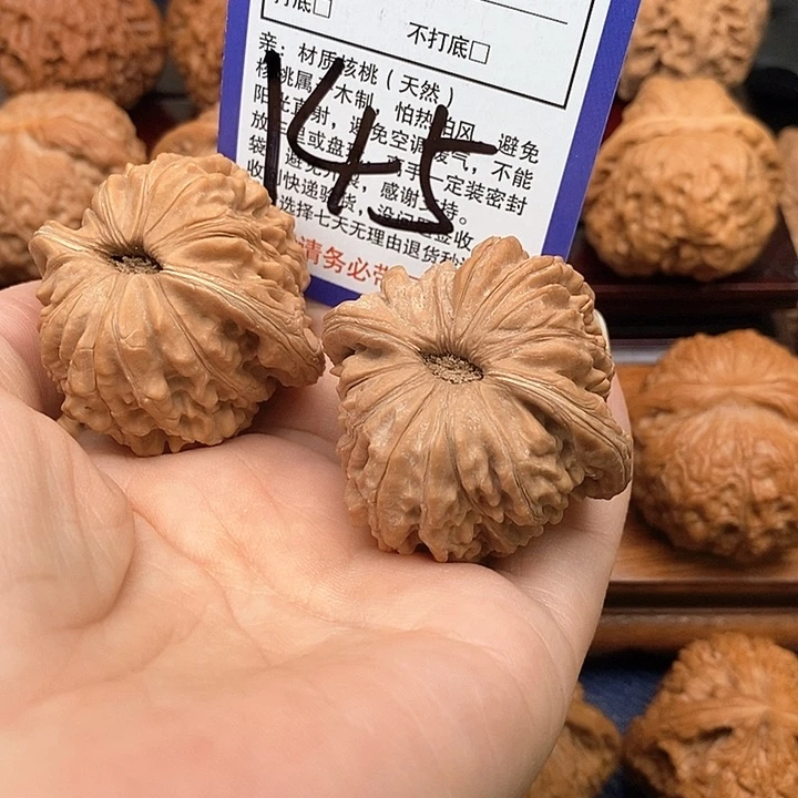 桃核吊坠四座楼狮子头43