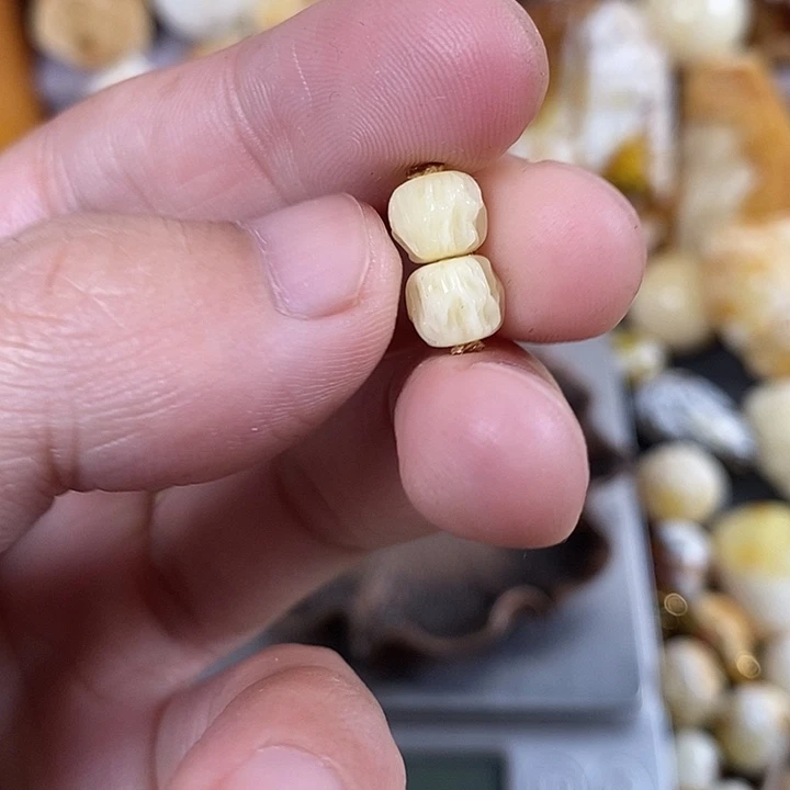 琥珀未镶嵌珠宝奇石我