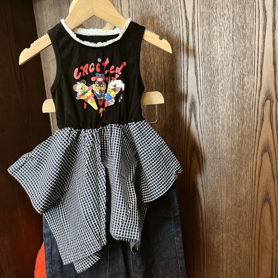 儿童夏款拼接背心