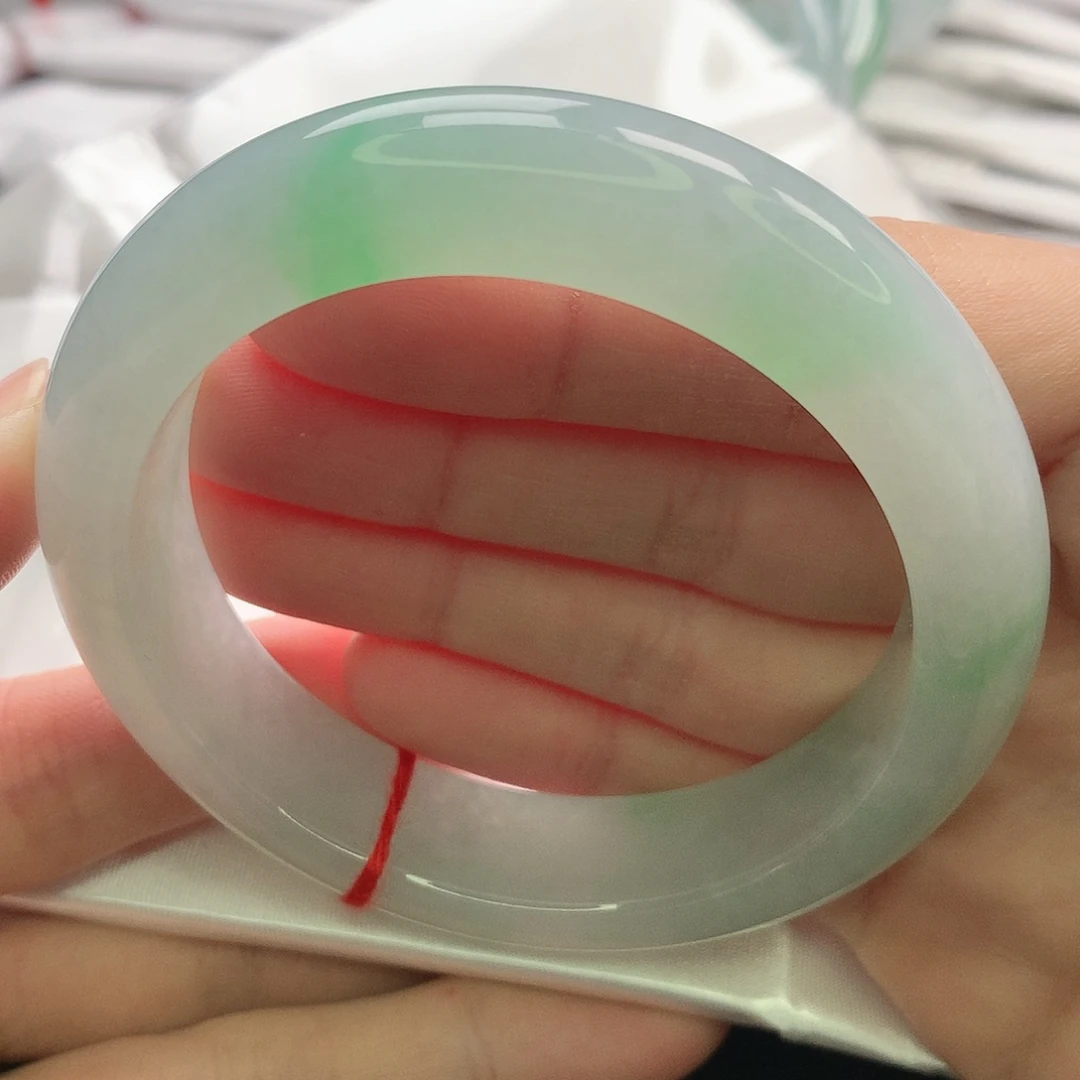 翡翠未镶嵌手镯缅甸5556厚装