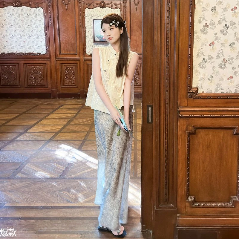 YIKOwow 金玉银烟 1oo醋酸新中式半裙马甲套装盘扣提花国风上衣