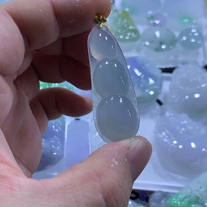 翡翠18K金镶嵌颈饰天然翡翠A货吊坠