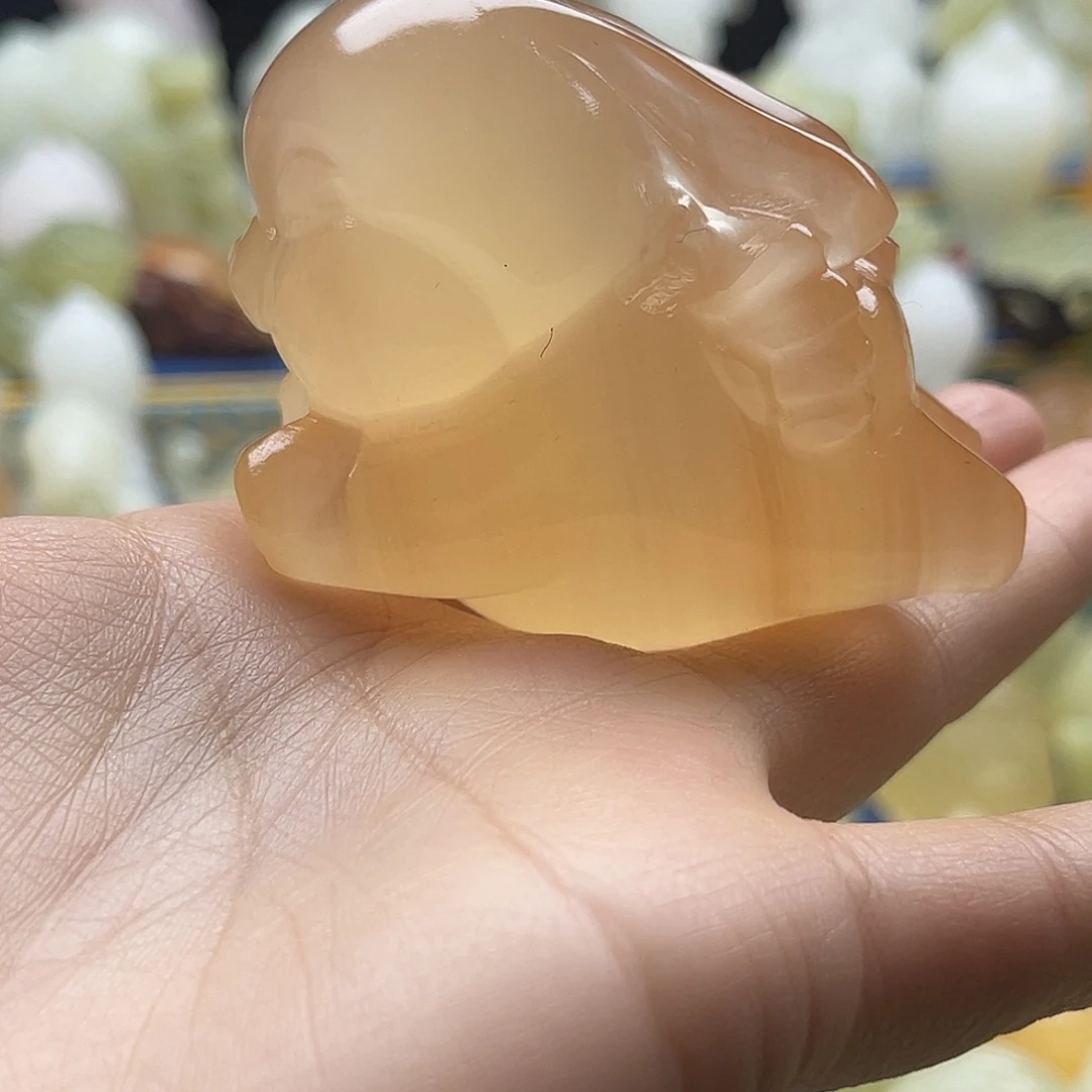 沐***河玉天然桌面小摆件