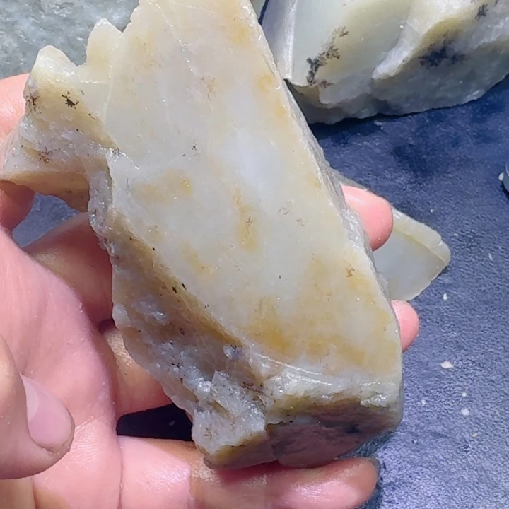 和田玉未镶嵌珠宝半成品