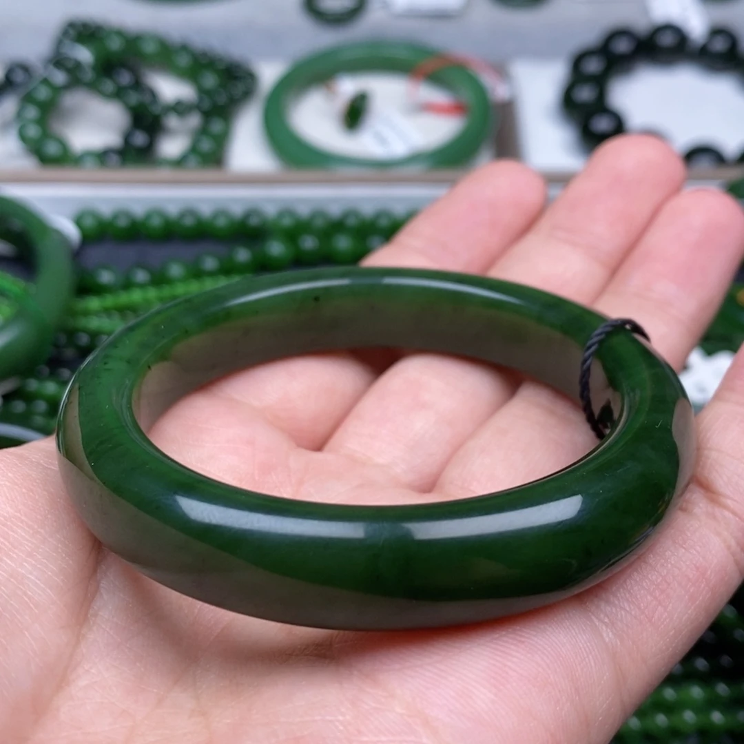 未镶嵌手镯和田玉（碧玉）晨**微