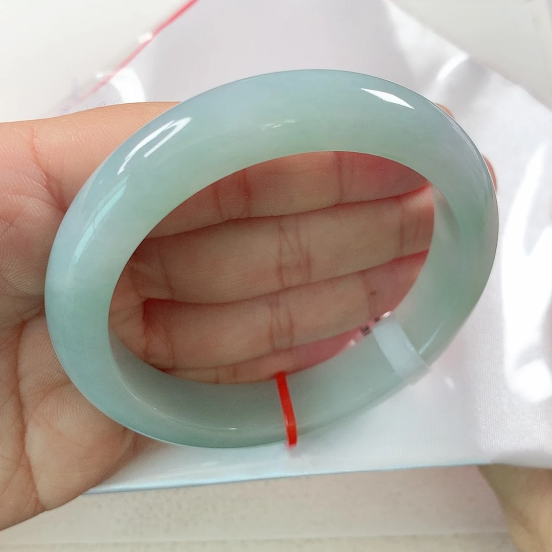 翡翠手镯未镶嵌①⑤①