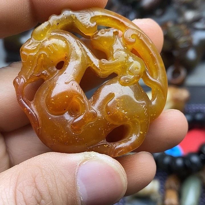 未镶嵌蛇纹石玉颈饰