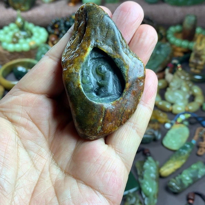 岫岩河磨玉(透闪石质玉)未镶嵌吊坠(赠链)