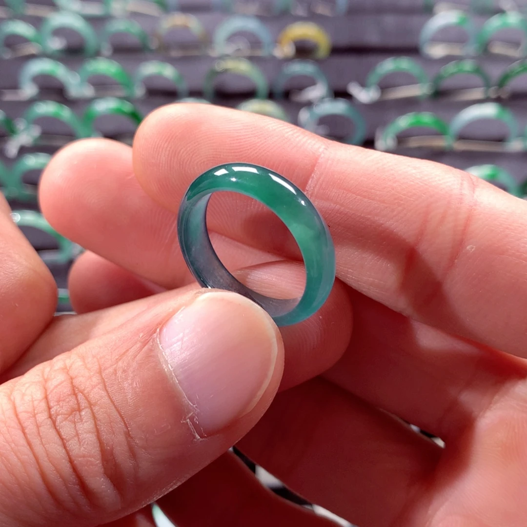 翡翠未镶嵌戒指翡翠戒指