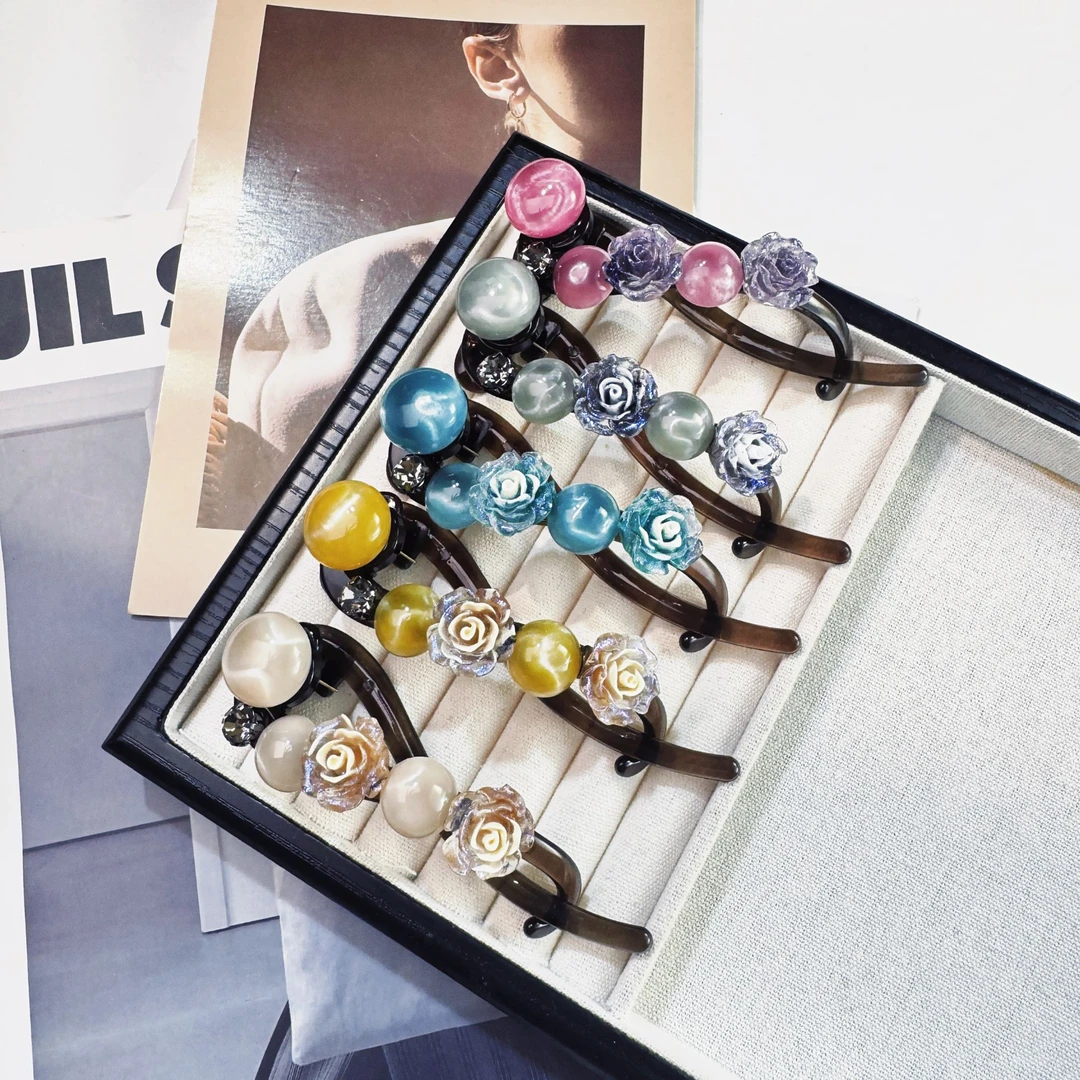 2025新款夏天简约盘发一字扭扭夹高级感设计珠珠水钻千金风发夹女