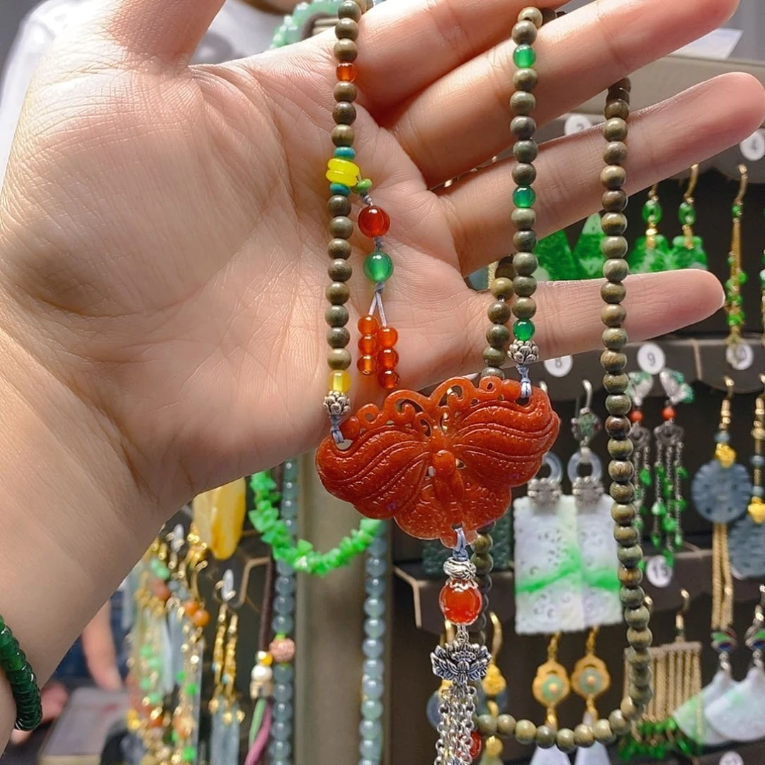 未镶嵌翡翠耳饰翡翠