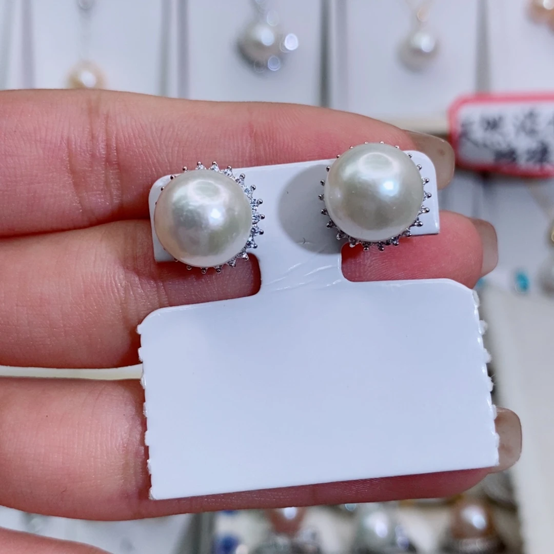 未镶嵌淡水珍珠耳饰
