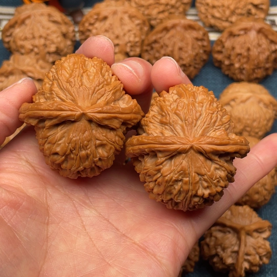 把件文玩核桃45全品毕业大球白