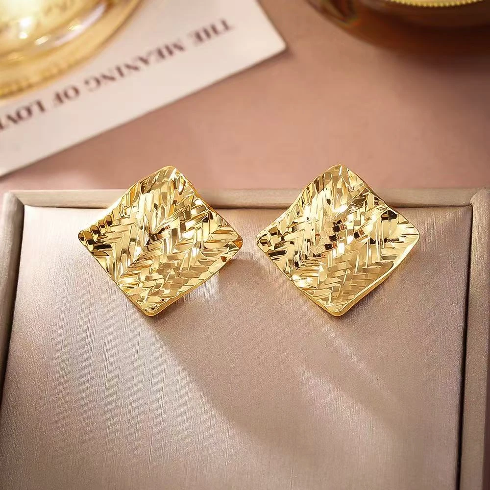 铜合金耳饰 几何方形不规则编织纹耳钉女秋冬高级感欧美风耳饰