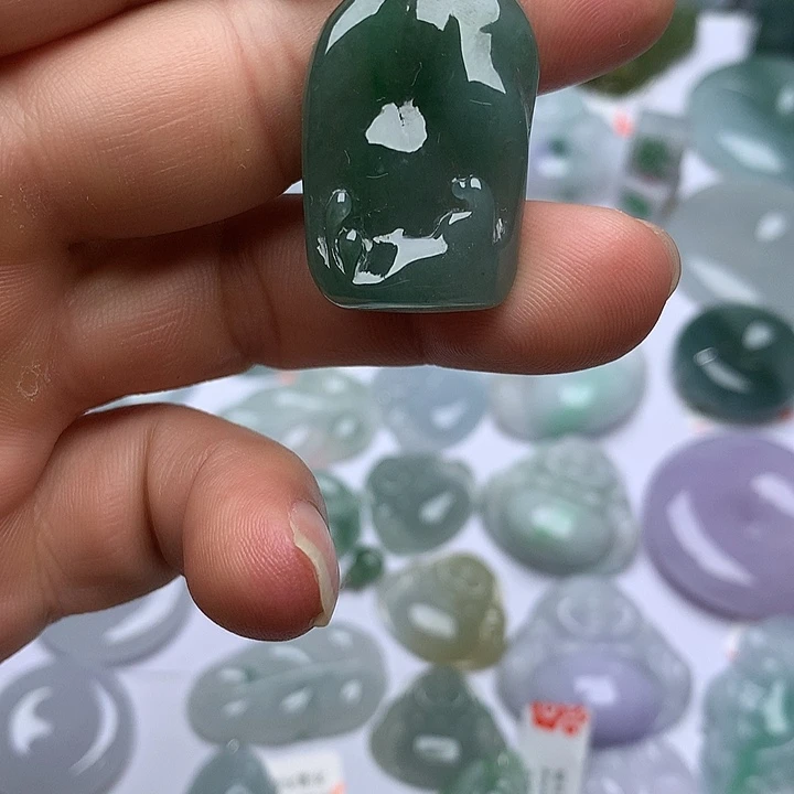 翡翠未镶嵌颈饰天然翡翠