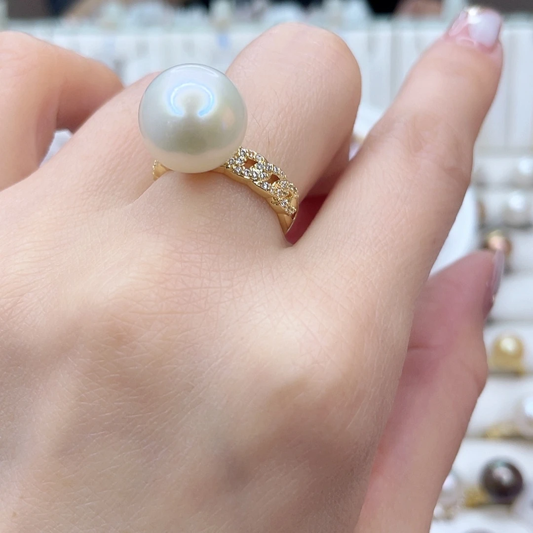 淡水珍珠吊坠(赠链)未镶嵌