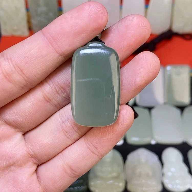 【闪购商品】颈饰未镶嵌和田玉