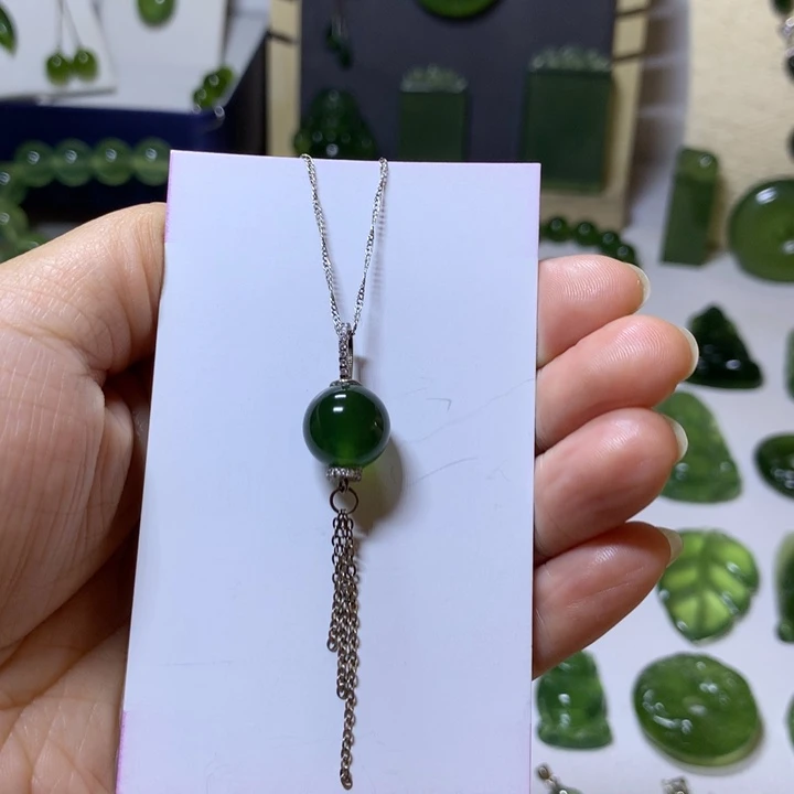 岫玉银S925镶嵌颈饰吊坠