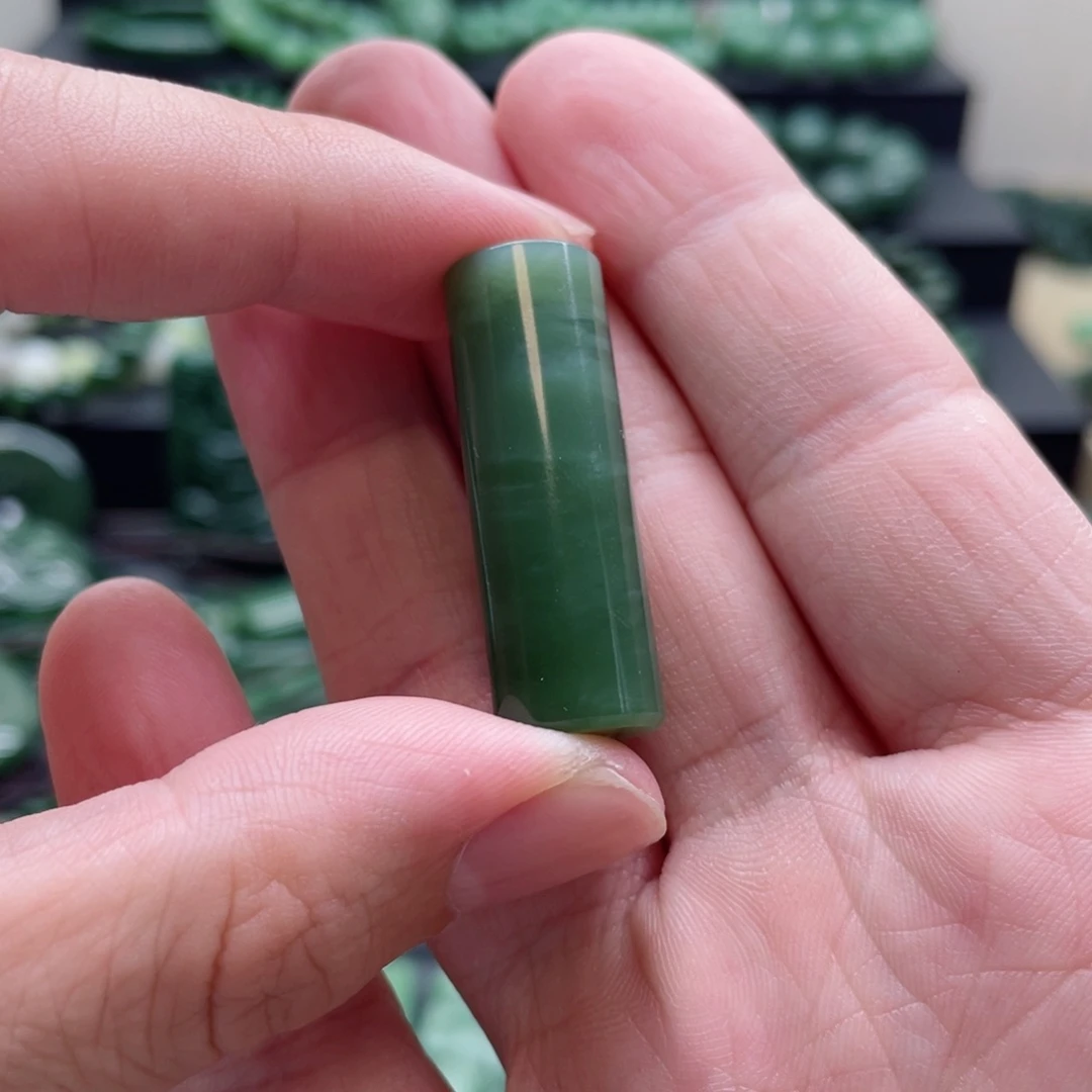 和田玉（碧玉）未镶嵌颈饰