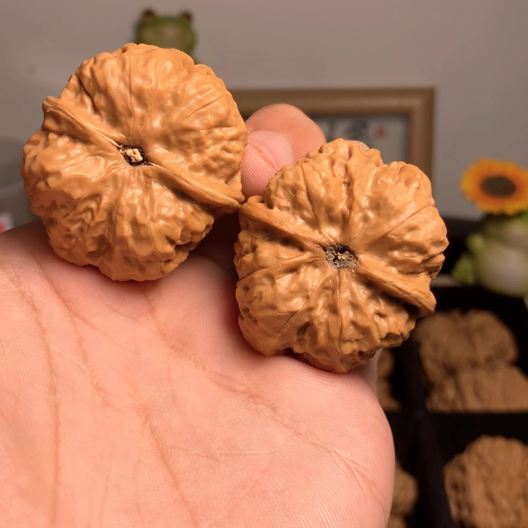 吊坠文玩核桃小**哥