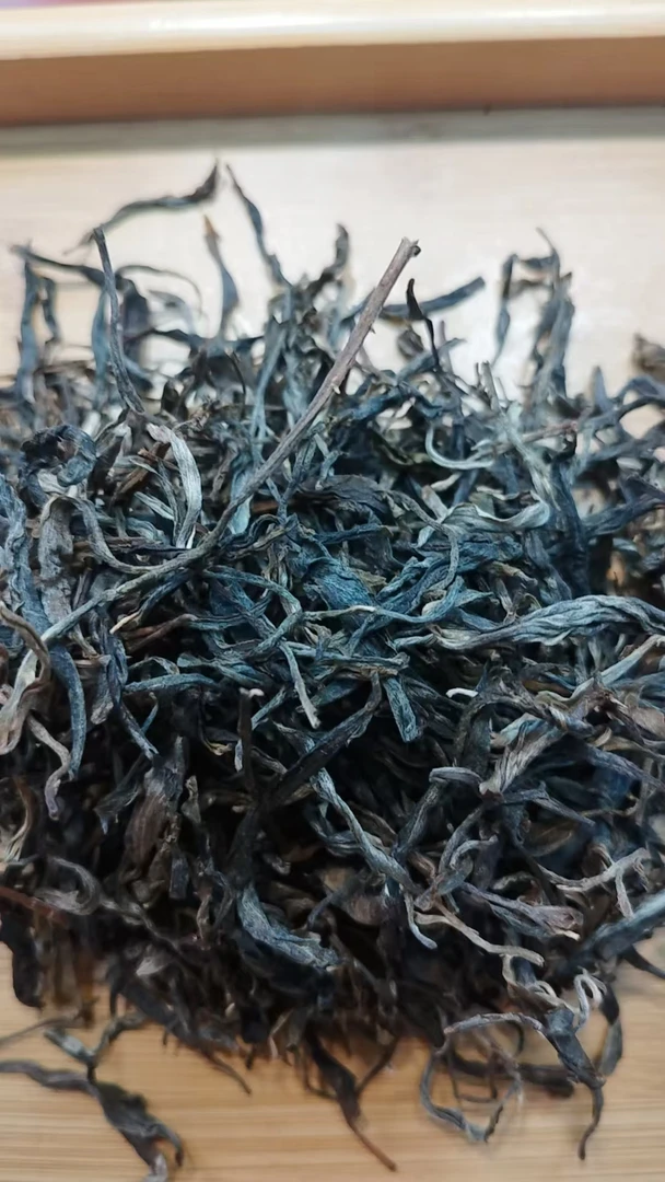 12月31日  500克 25年老曼峨 生茶散茶 TCG-005