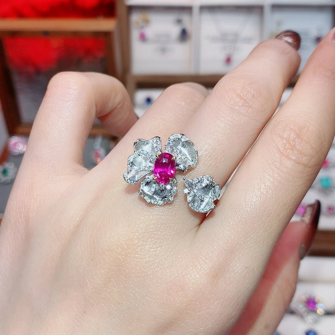 彩色蓝宝石18K金镶嵌戒指1.07ct/天然宝石/七天无理由