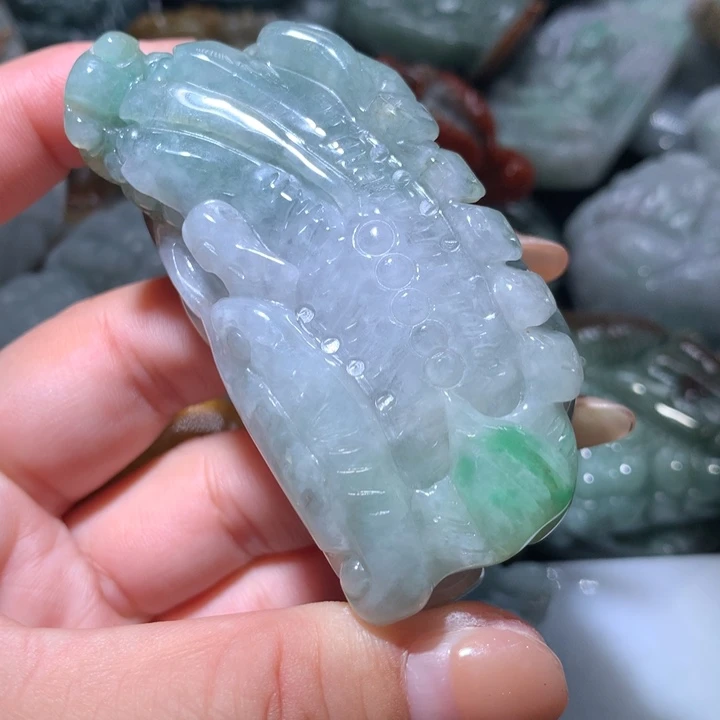 翡翠未镶嵌颈饰保真天然A货翡翠