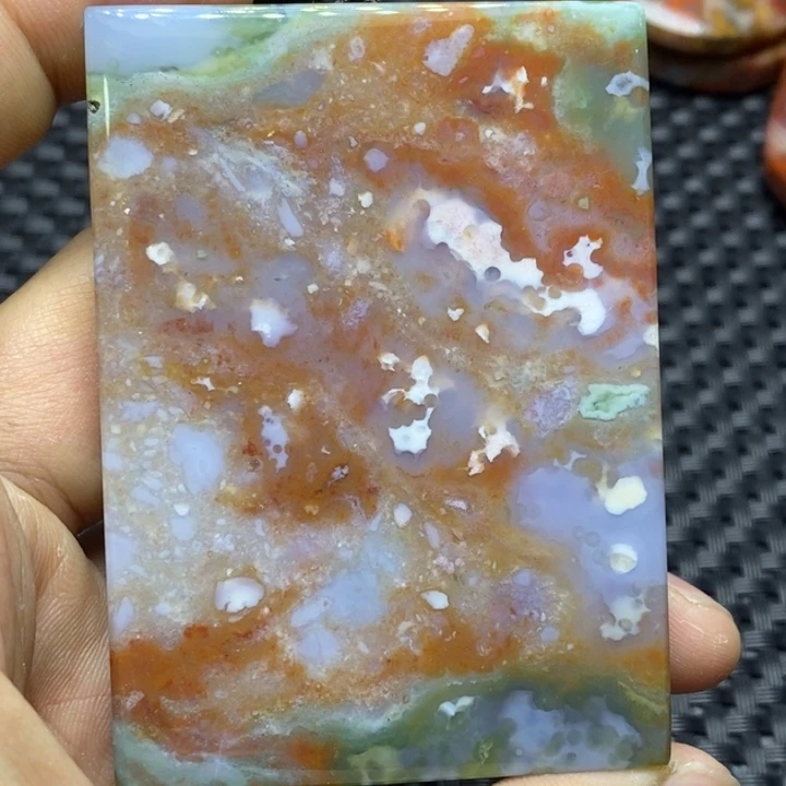 玛瑙/玉髓颈饰未镶嵌一**心