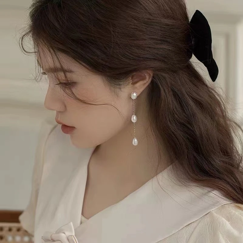法式复古温柔风气质长款耳钉 简约 天然水滴型淡水珍珠