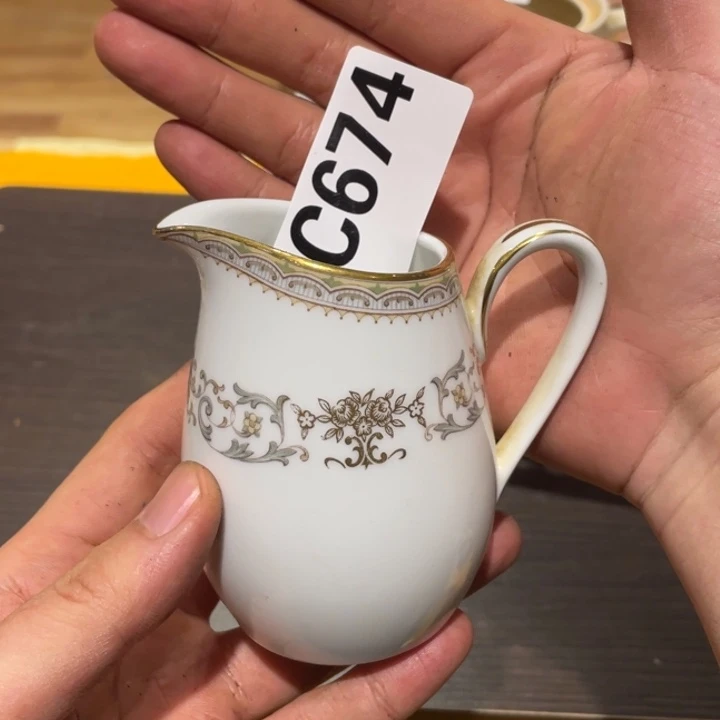 674-则武小奶壶无脱金