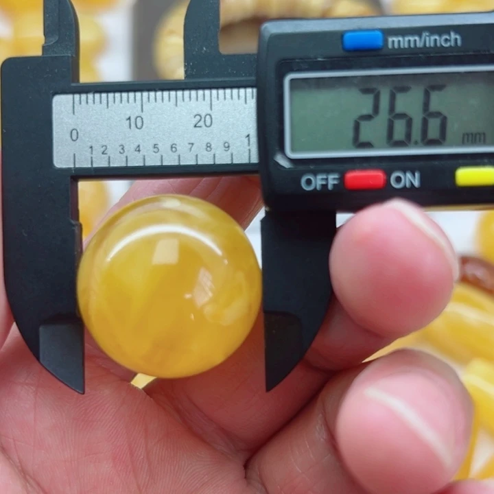 未镶嵌琥珀（矿物珀）裸石