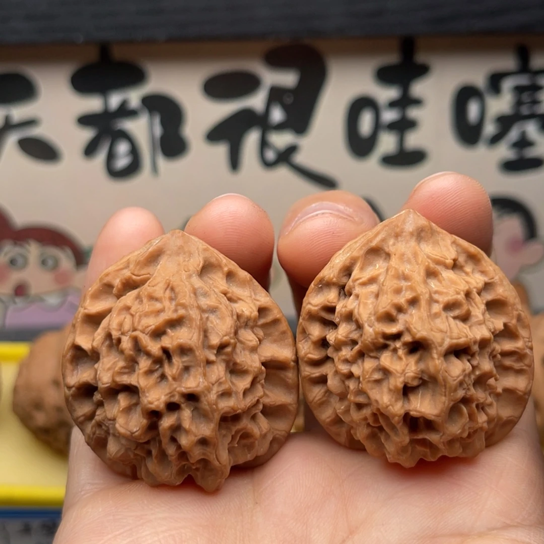 文玩核桃吊坠36鱼鳞纹