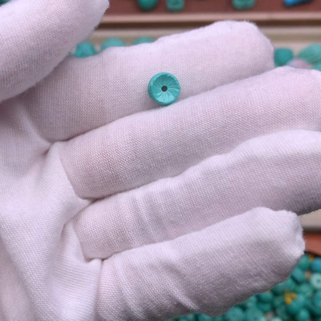湖北精品羽毛扣8mm