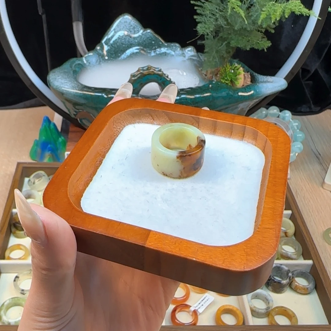 蛇纹石玉微瑕内径18.5合金M***0