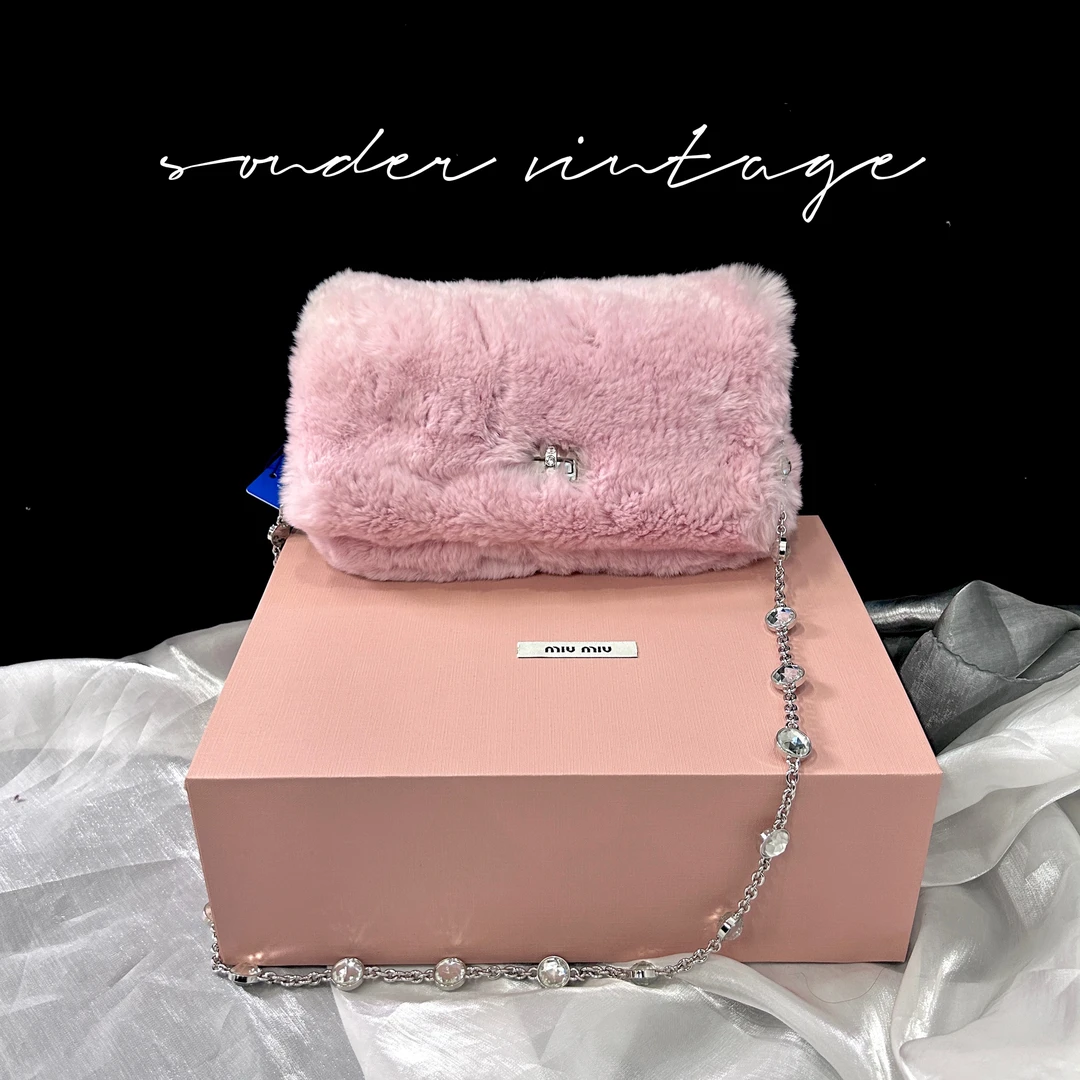 95新 MIU MIU/缪缪 缪缪粉色单肩斜挎包