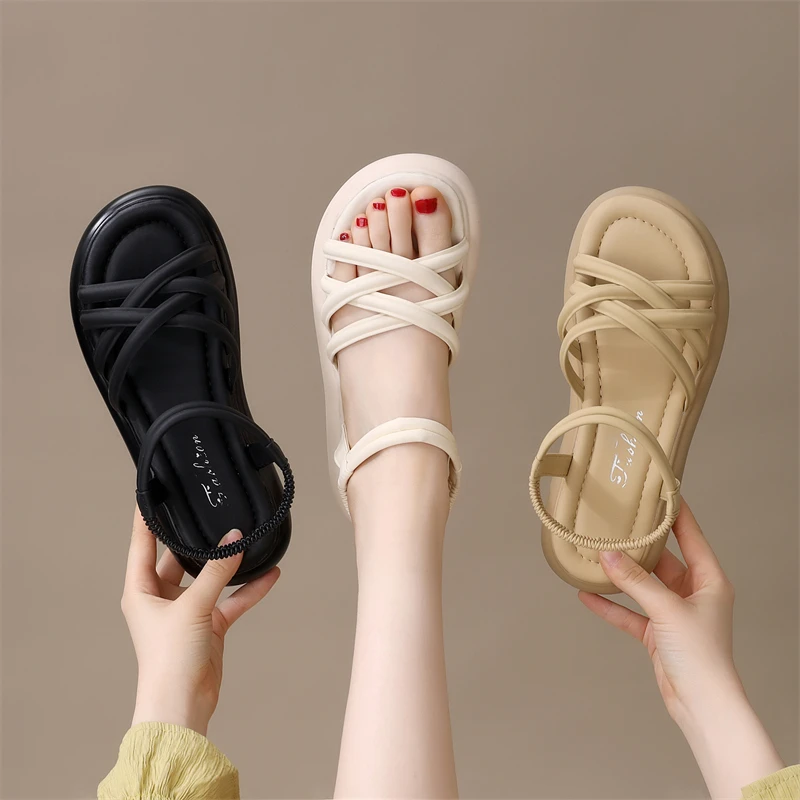 凉鞋女款2025新款爆款平底百搭夏季外穿舒适软底防滑出游大码41