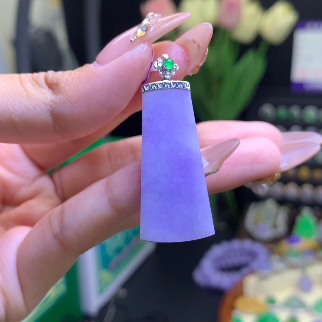 翡翠颈饰18K金镶嵌天然