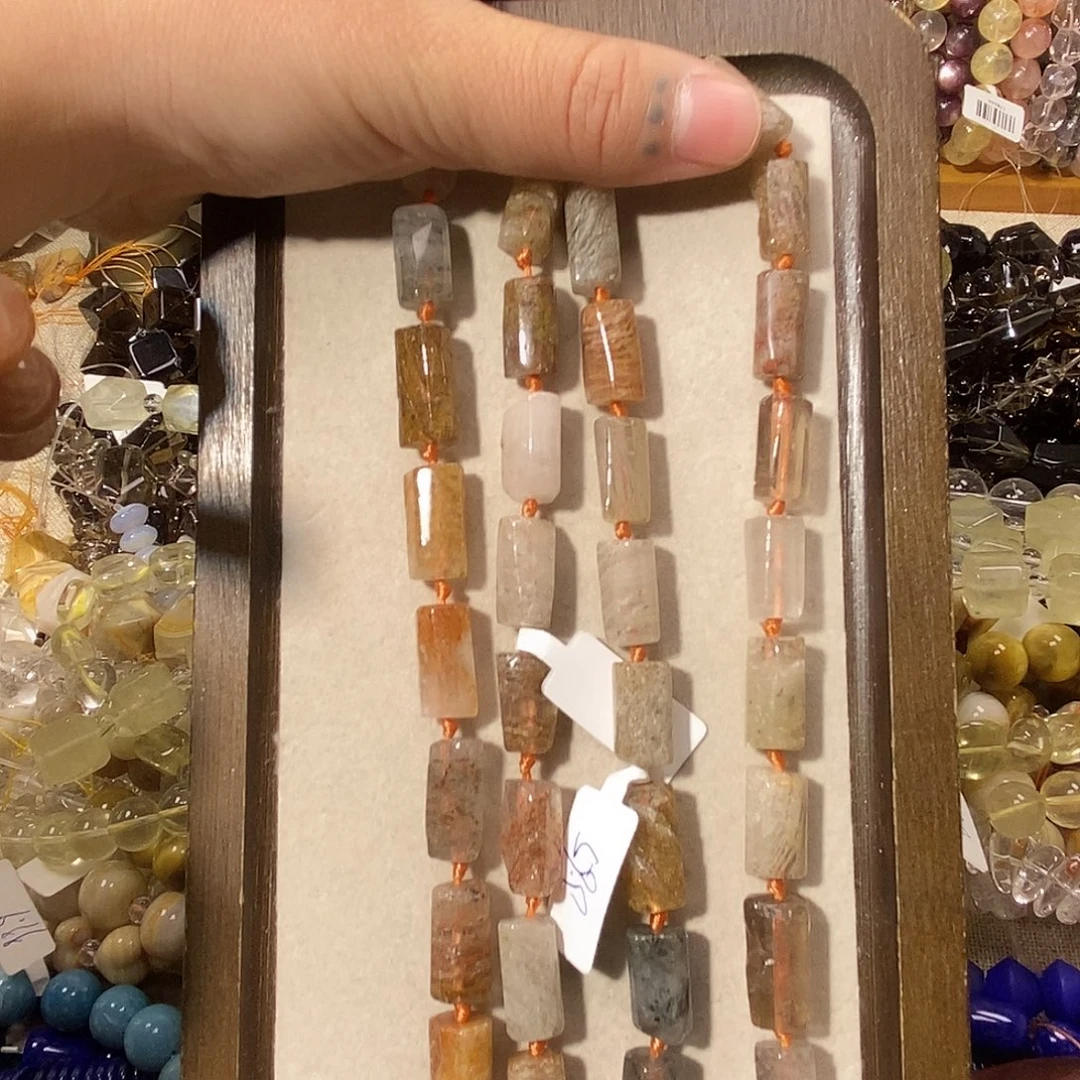 玛瑙/玉髓散珠四季千层幽灵管珠