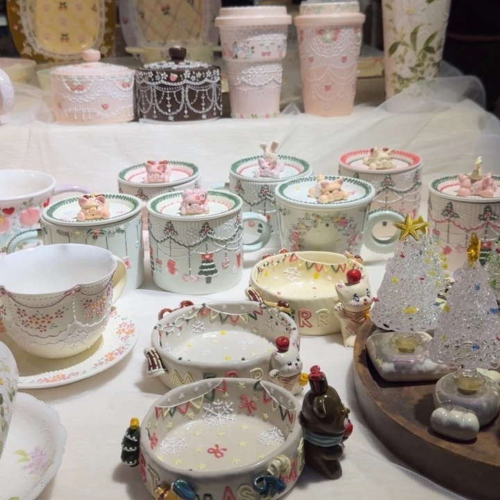 不锈钢盘陶瓷手工制作而制备