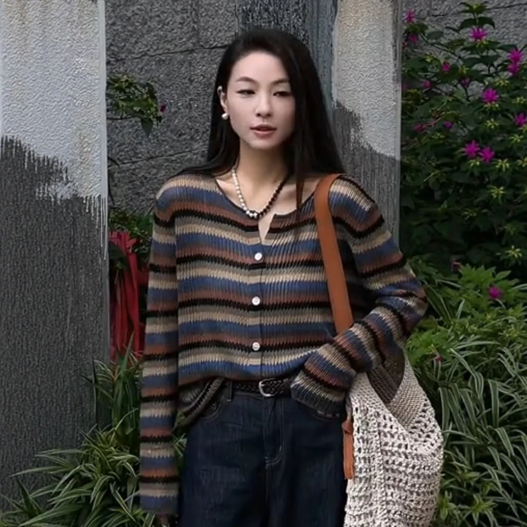 港风长袖彩条纹外搭开衫外套秋季新款时尚百搭撞色针织打底上衣女