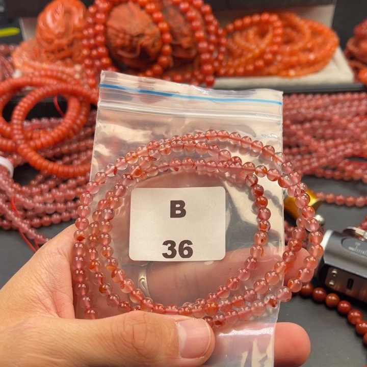 南红玛瑙未镶嵌多样性发货默认微瑕称重5mm