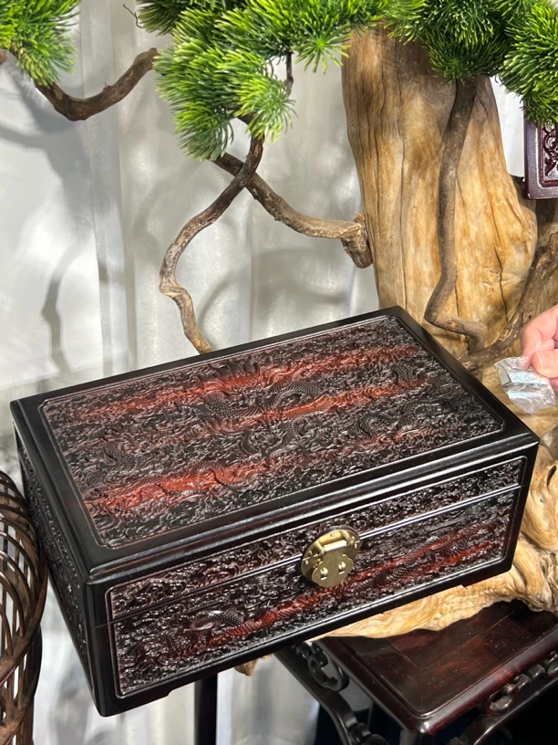 红酸枝雕刻九龙首饰盒36✖️21✖️15公分
