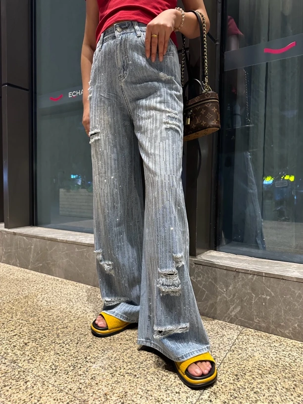 高腰显瘦破洞蓝色直筒牛仔裤女春季设计感不贴腿长裤