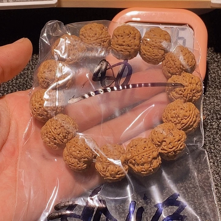 孤***峰吊坠金刚菩提在你身边陪了好一阵