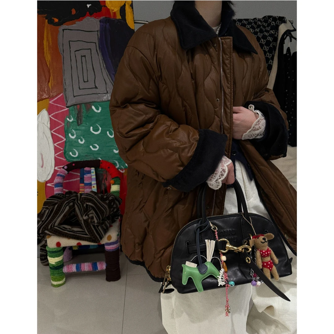 【拼色羽绒服】翻领单排扣拼色羽绒服 J24W463