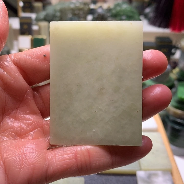 和田玉未镶嵌珠宝半成品