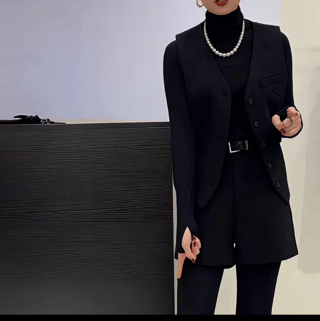 825品质英伦风简约时尚百搭两侧小钳子黑色西服小马甲310-1