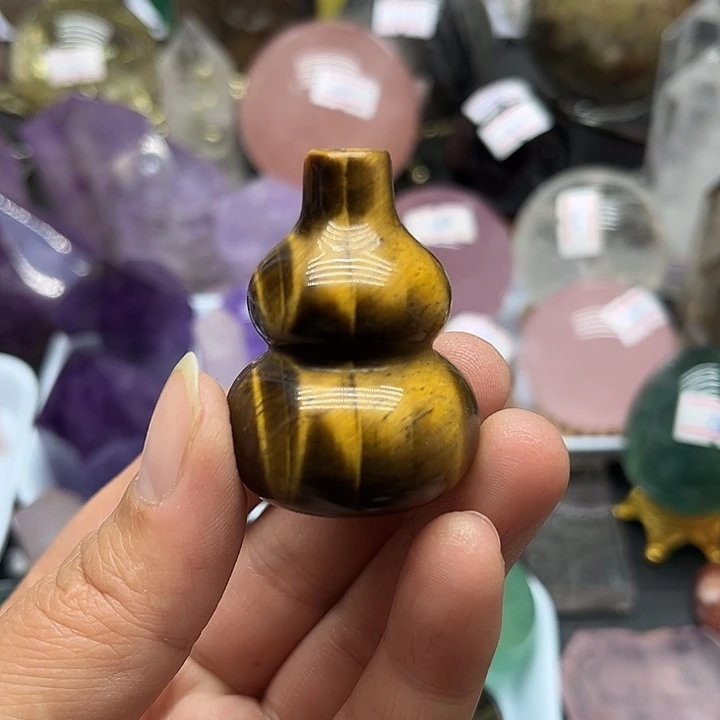 水晶未镶嵌珠宝半成品51克黄虎晶葫芦